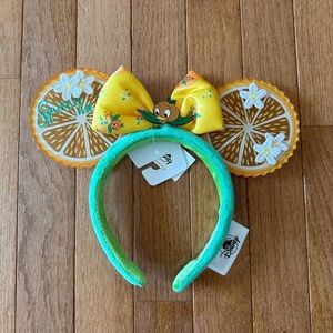 ***Sold*** NWT Disney Orange Bird Ears